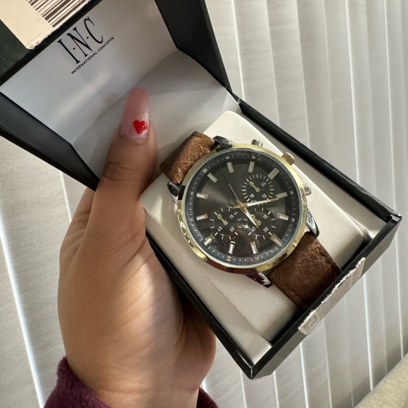 SOLD🌸💐 INC INTERNATIONAL CONCEPTS classic watch - Picture 9 of 9